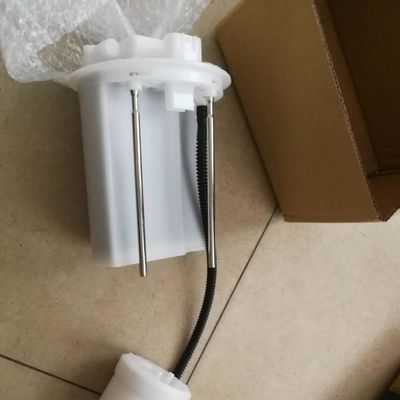 Εισαγόμενο πλαστικό φίλτρο καυσίμου 77024-42011-77024-42080 για το Toyota Lexus NX Rav4