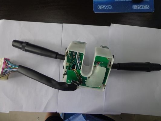 1-82360714-0 Συνδυασμός διακόπτη για ISUZU FRR OEM NO 1823607140