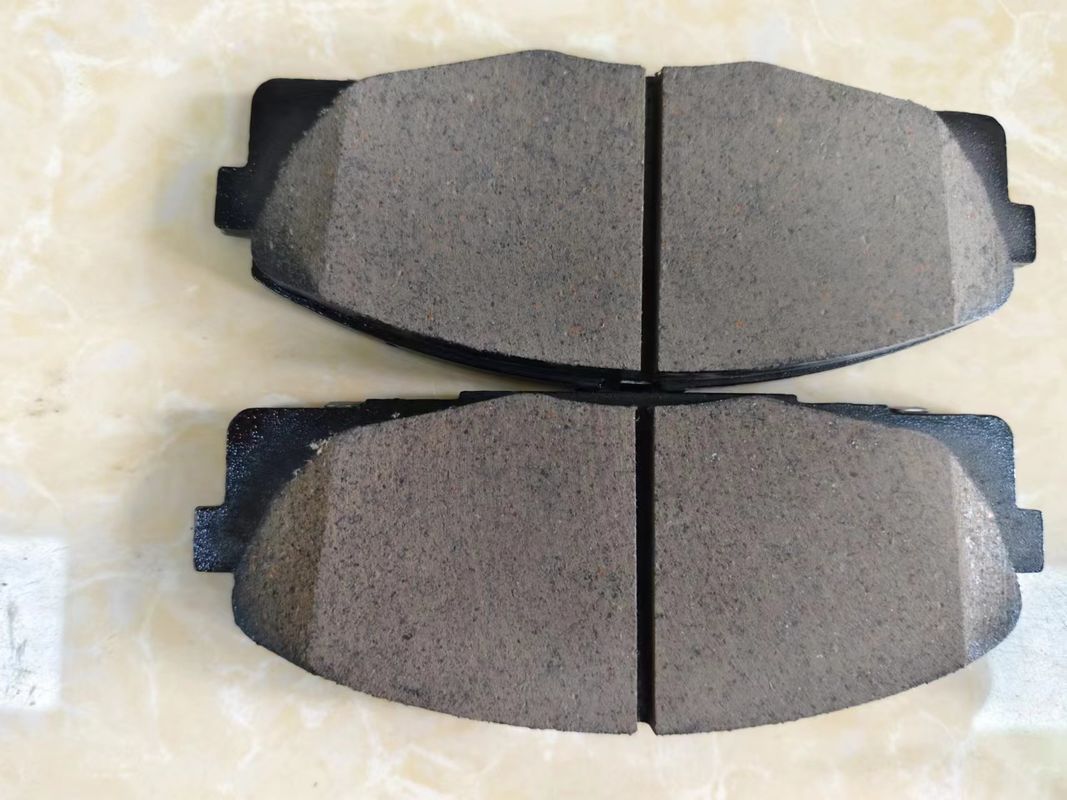 04465-YZZE9 Κεραμικό κιτ φρένων για την Toyota Hiace LH50 LH60 YH50 YH60 LH55 LH56